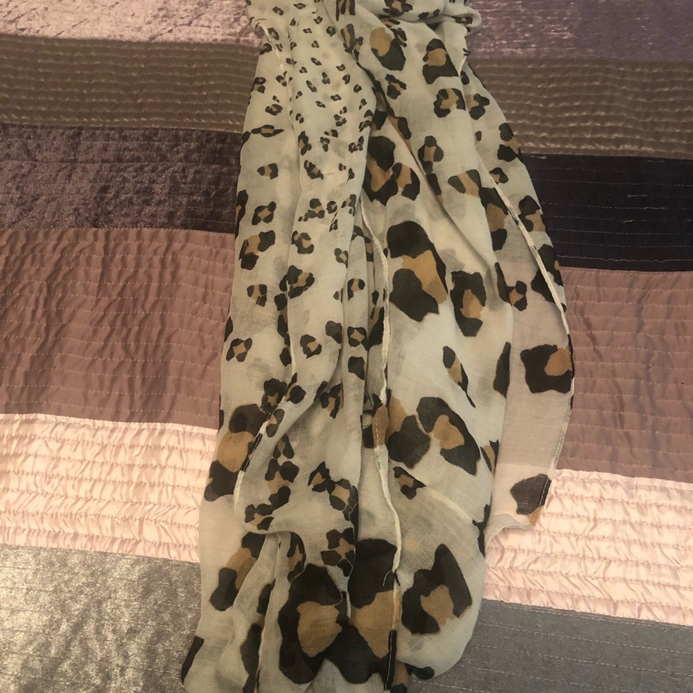 Leopard print infinity scarf